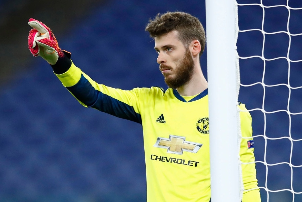 Man Utd chua the truat phe De Gea hinh anh