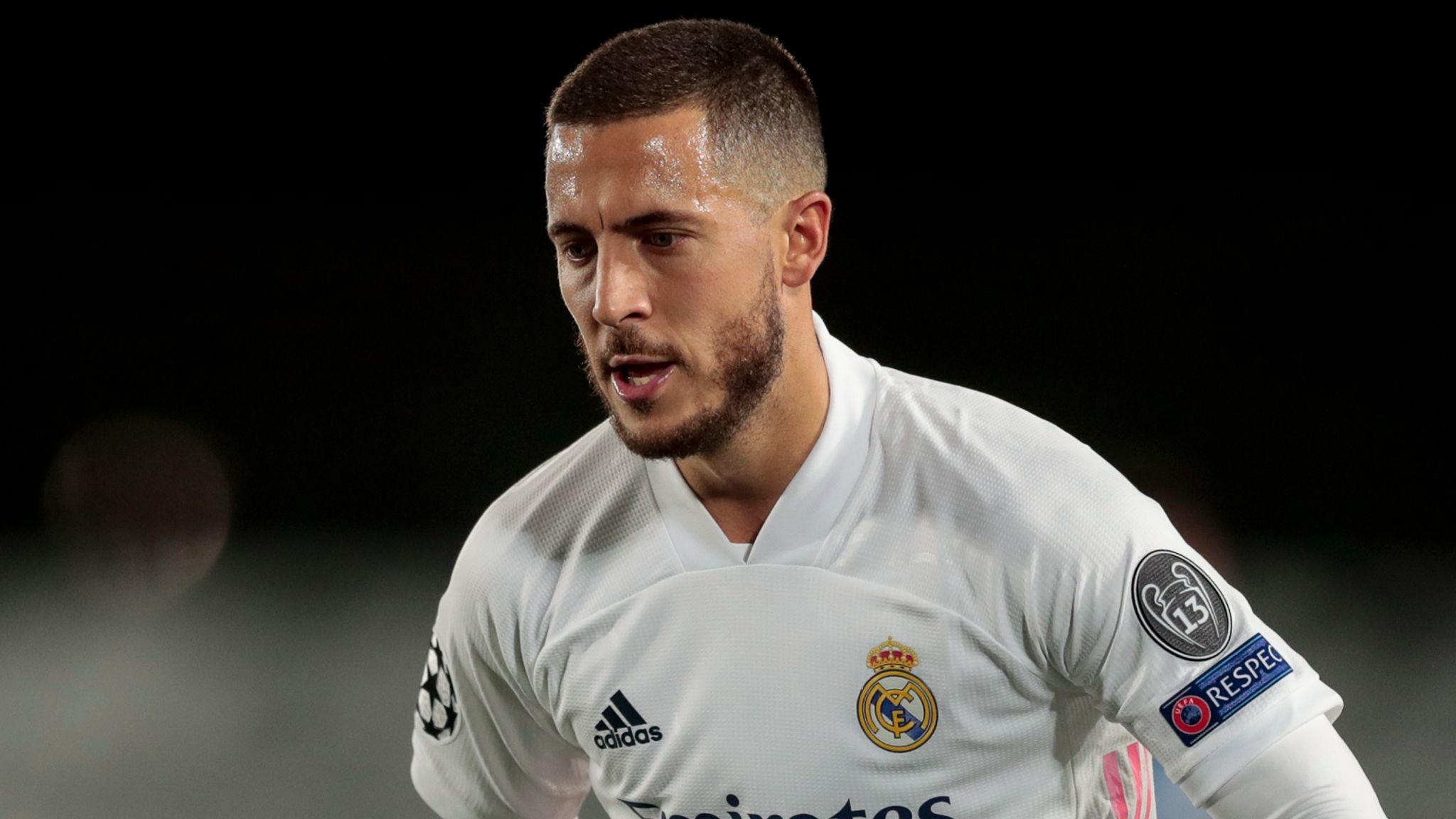 Real Madrid can thanh ly Hazard hinh anh