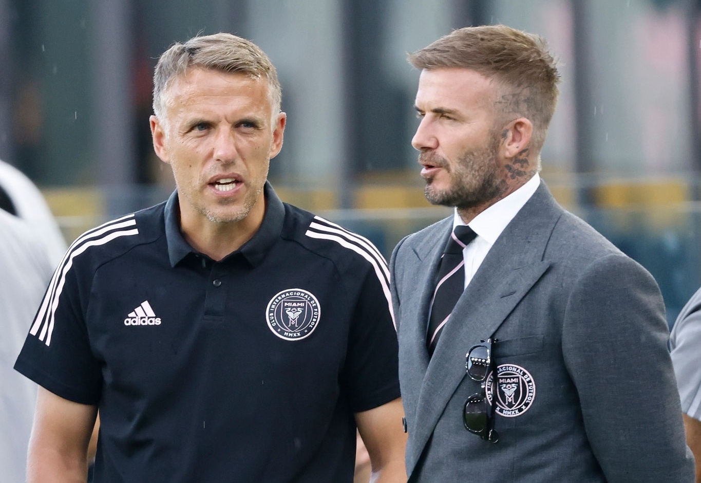 Doi bong cua Beckham thi dau te hai hinh anh