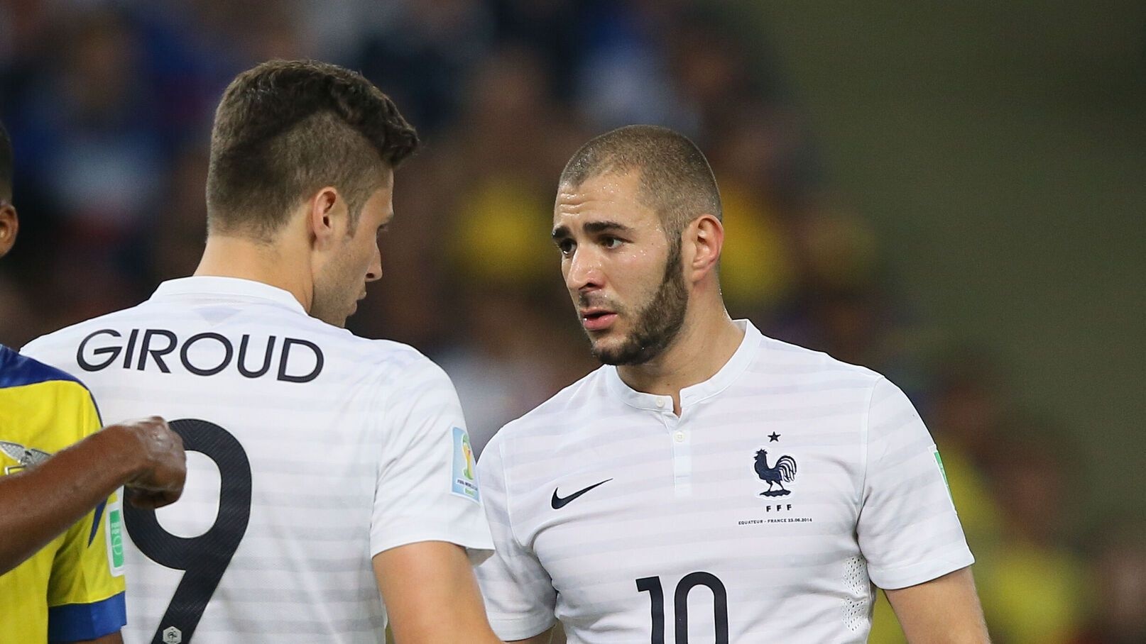 Benzema can duong Giroud tao ky luc o tuyen Phap hinh anh