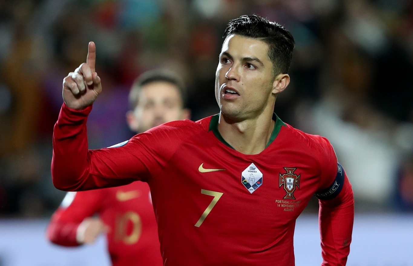 Tuyen Bo Dao Nha san sang song khong Ronaldo? hinh anh