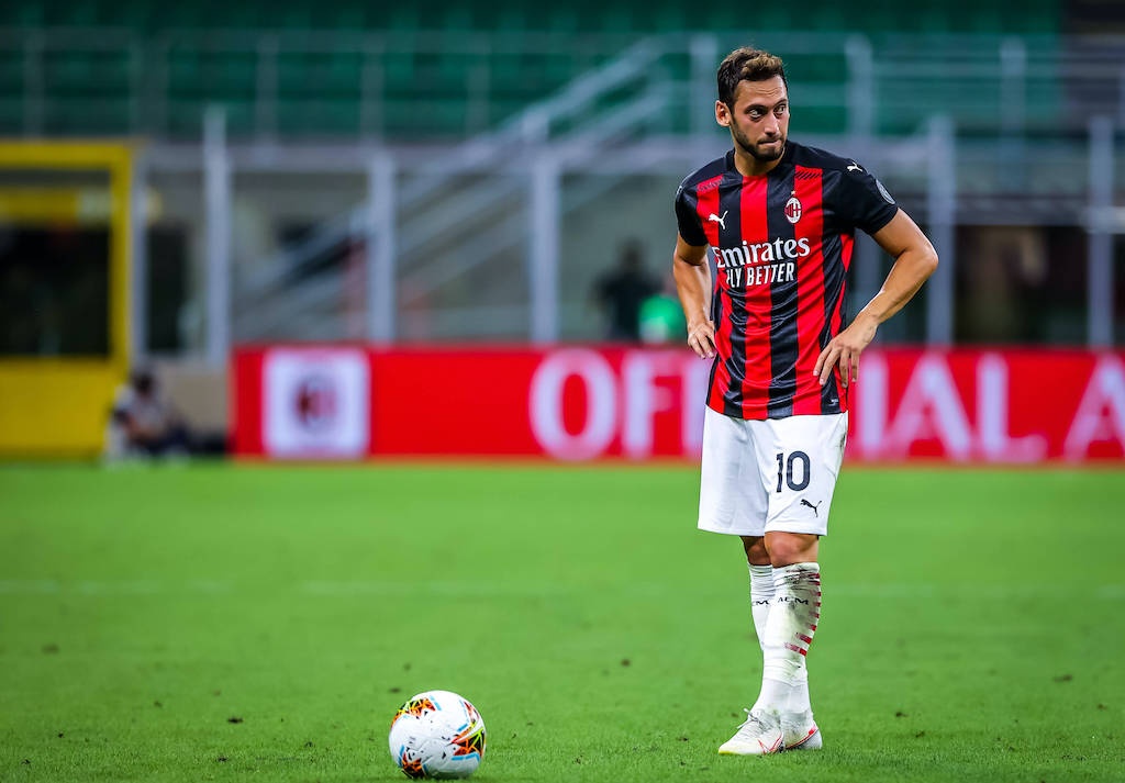 Hakan Calhanoglu anh 1