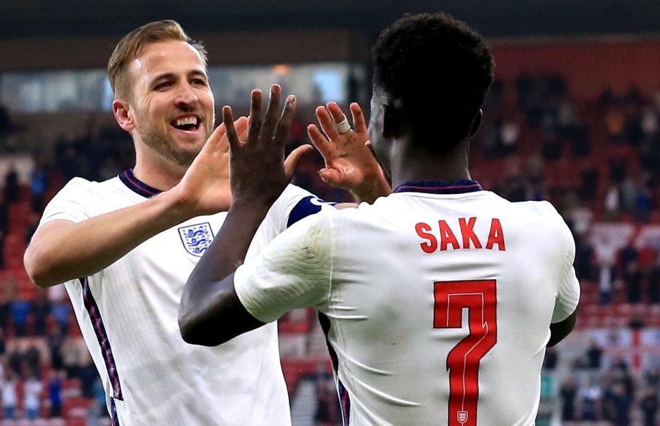 Su chuyen hoa cua Kane o tuyen Anh hinh anh