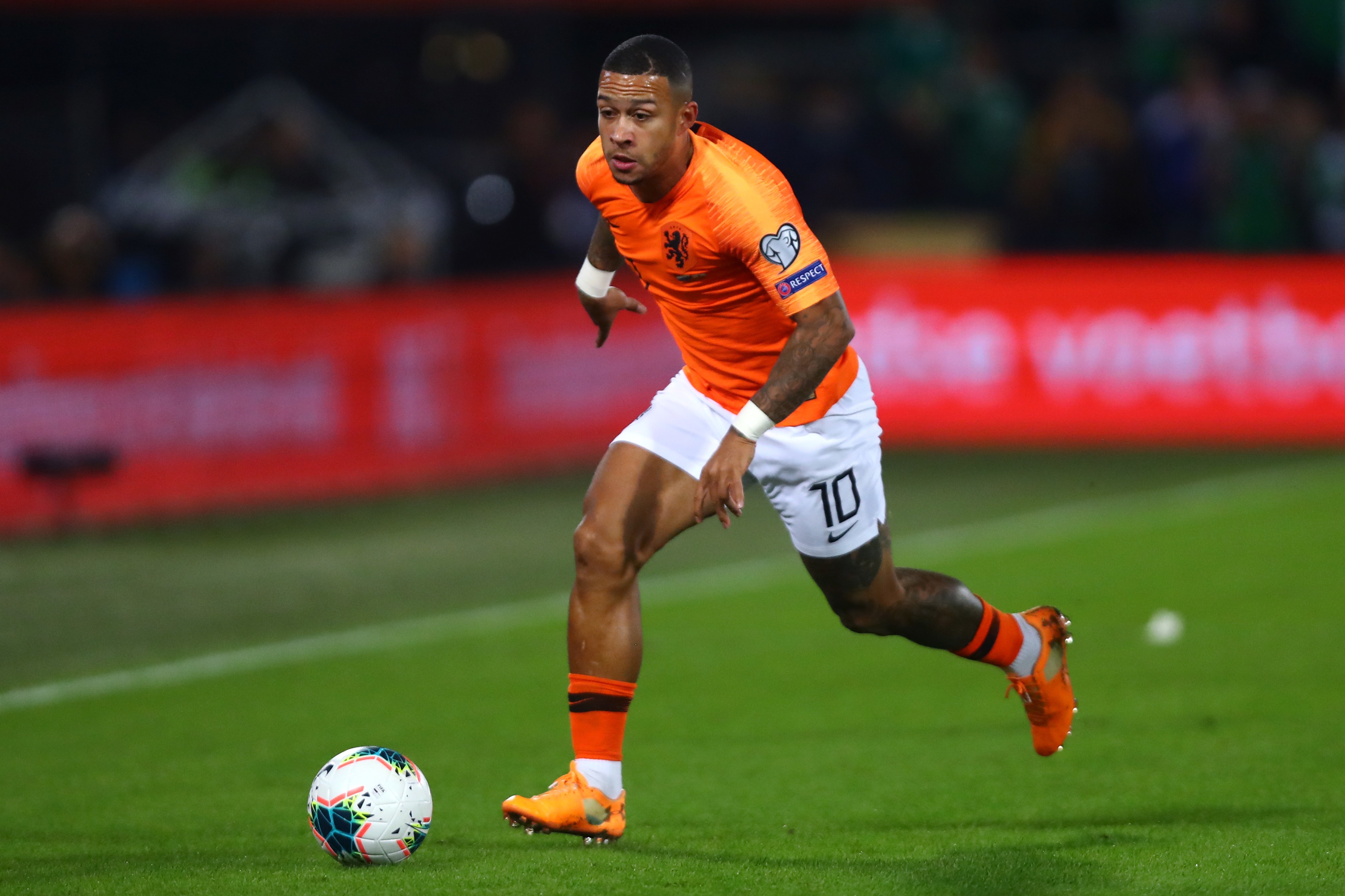 Depay anh 1