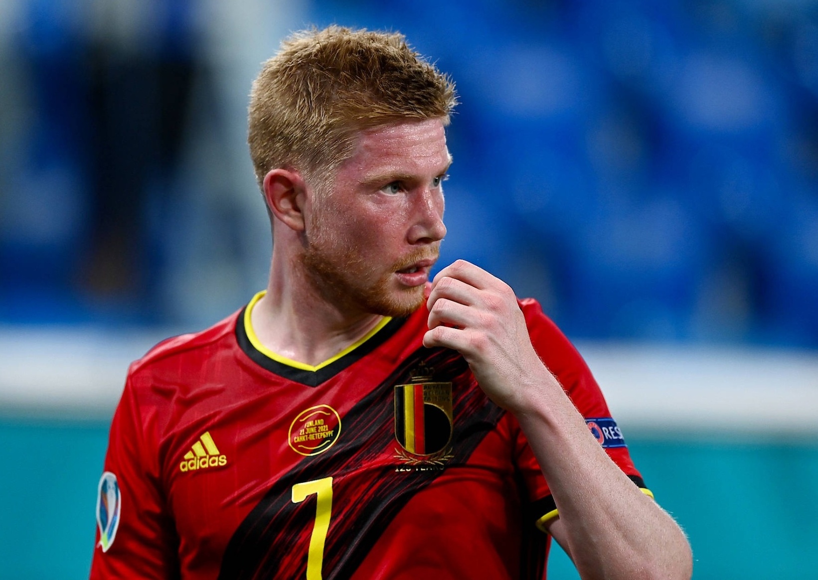 De Bruyne va Hazard bo ngo kha nang ra san gap Italy hinh anh
