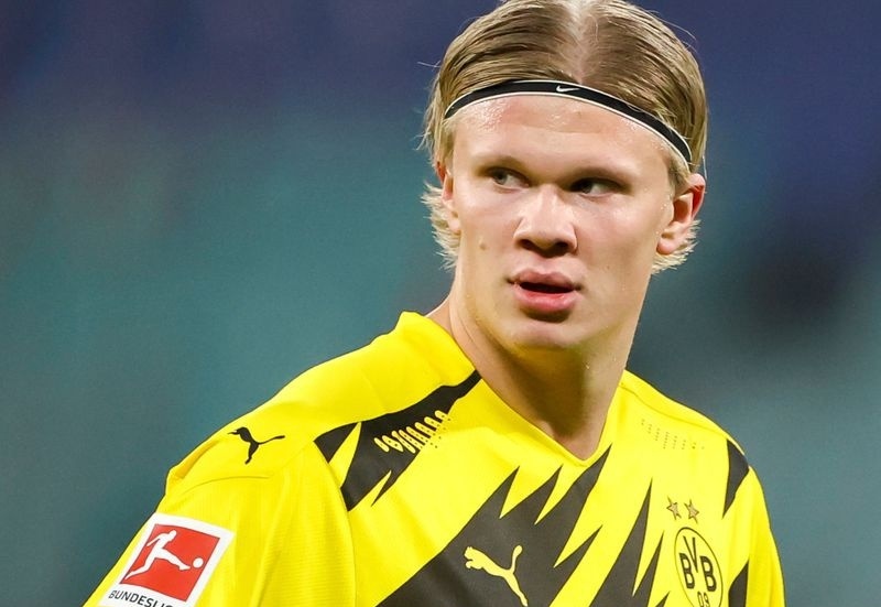 Raiola gui yeu cau moi cho cac doi tac muon co Haaland hinh anh