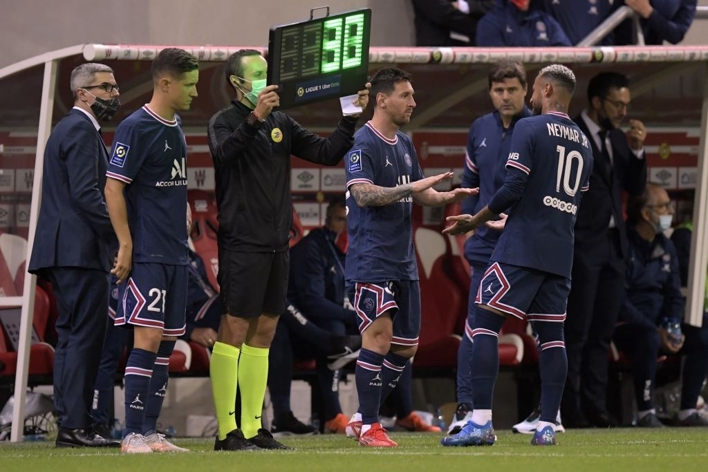 Messi ra mat PSG anh 1