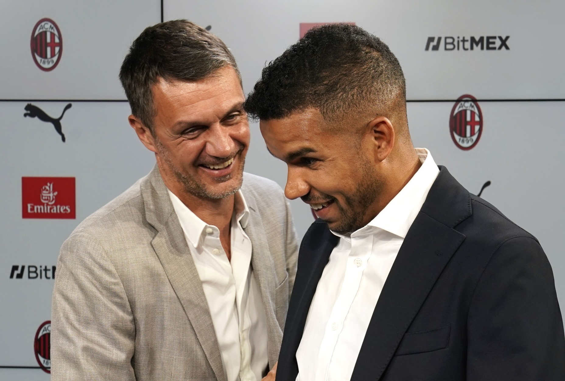 Messias Junior gia nhap AC Milan anh 6