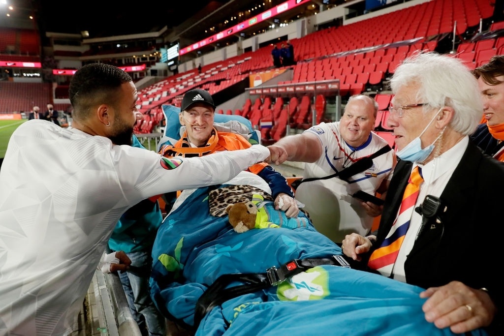 Depay don tim nguoi ham mo anh 3