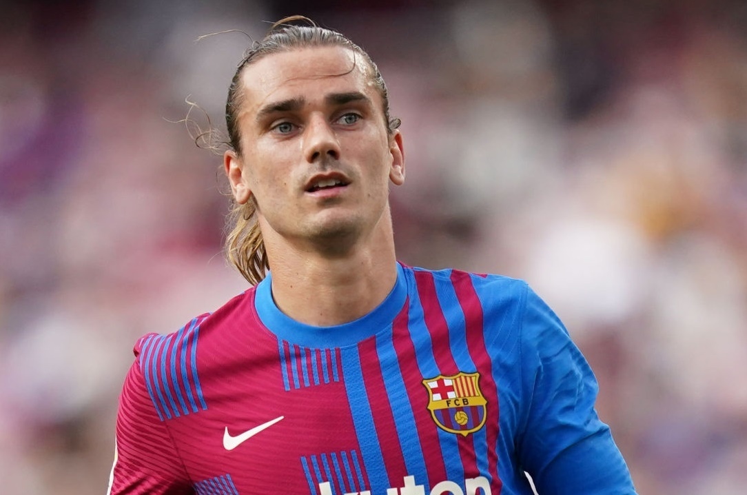 Muc luong cao cua Griezmann neu khong roi Barca hinh anh