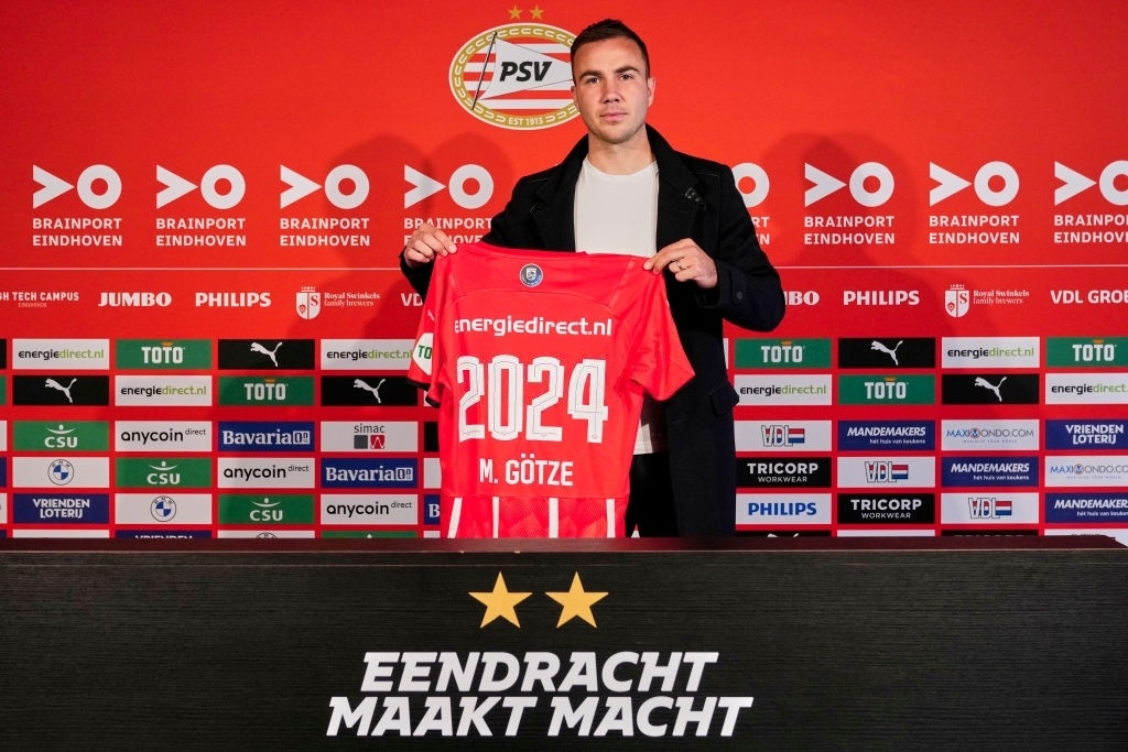 Mario Gotze gia han hop dong anh 4