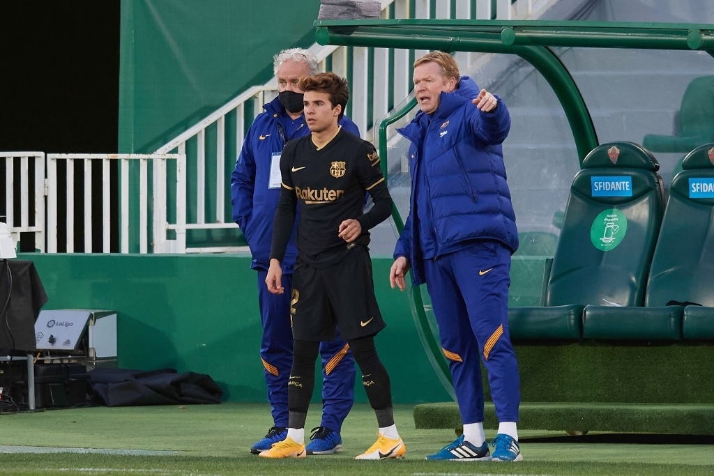 Koeman chi trich Chu tich Joan Laporta anh 1