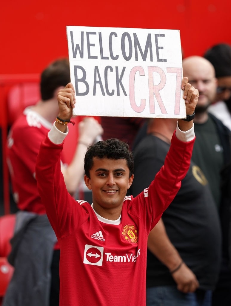 HLV Ferguson xem Ronaldo thi đấu ảnh 6 HLV Ferguson xem Ronaldo thi dau anh 6