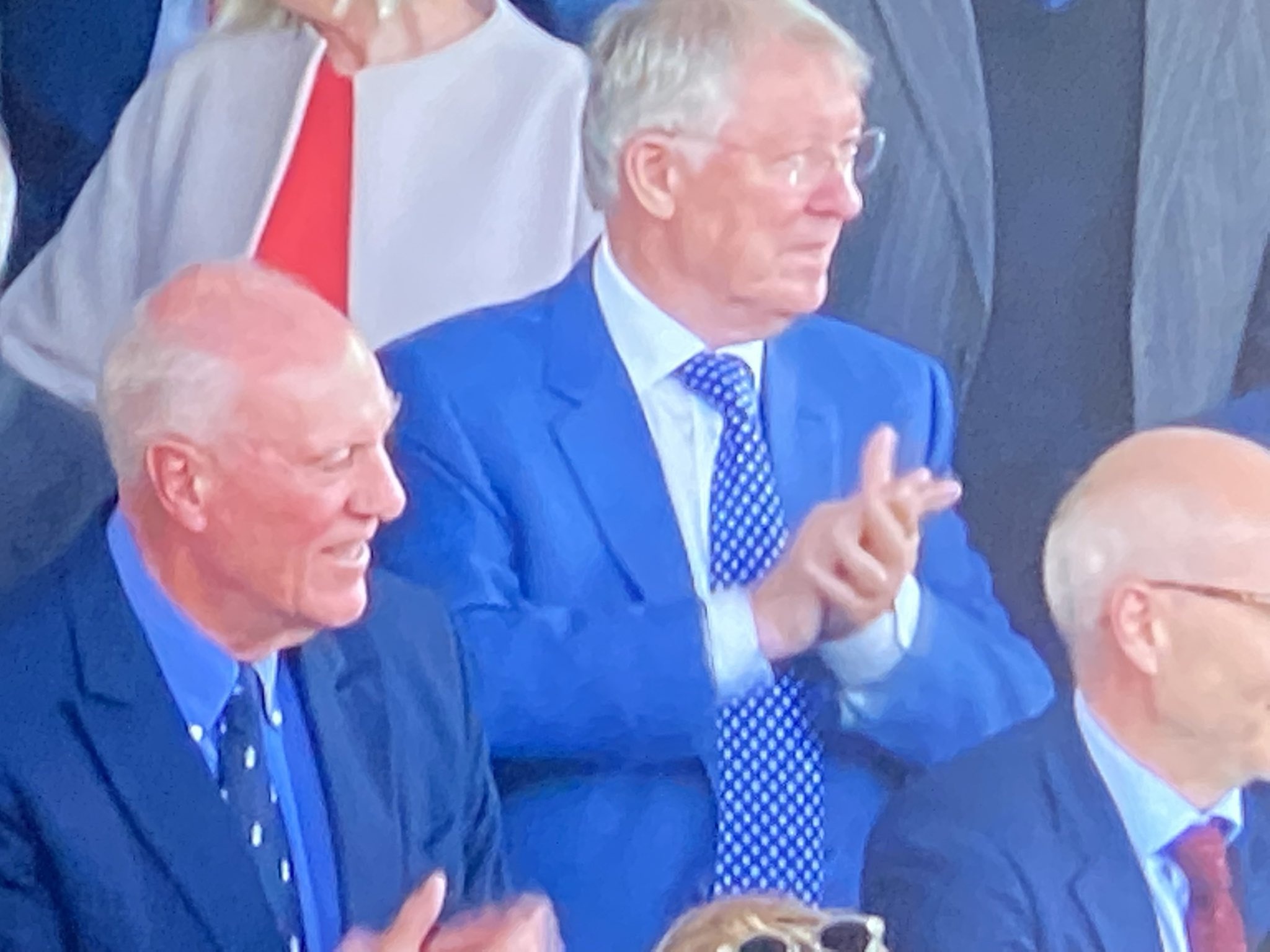 HLV Ferguson xem Ronaldo thi dau anh 2