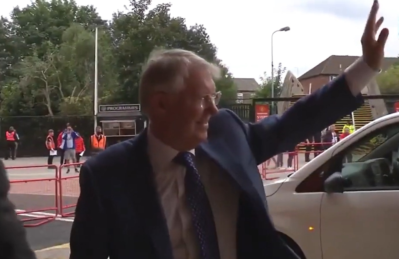 HLV Ferguson xem Ronaldo thi dau anh 1