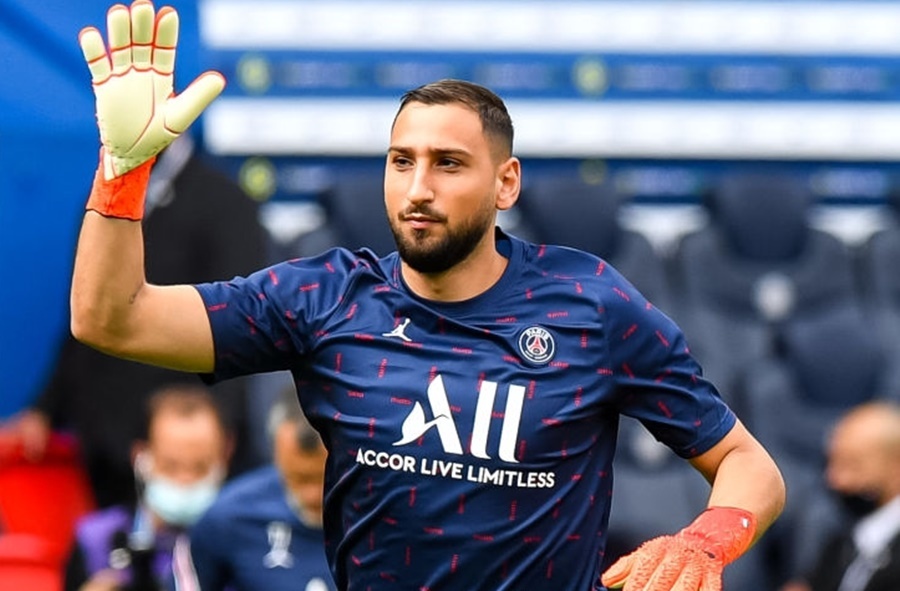 Cau thu hay nhat Euro 2020 ra mat PSG hinh anh