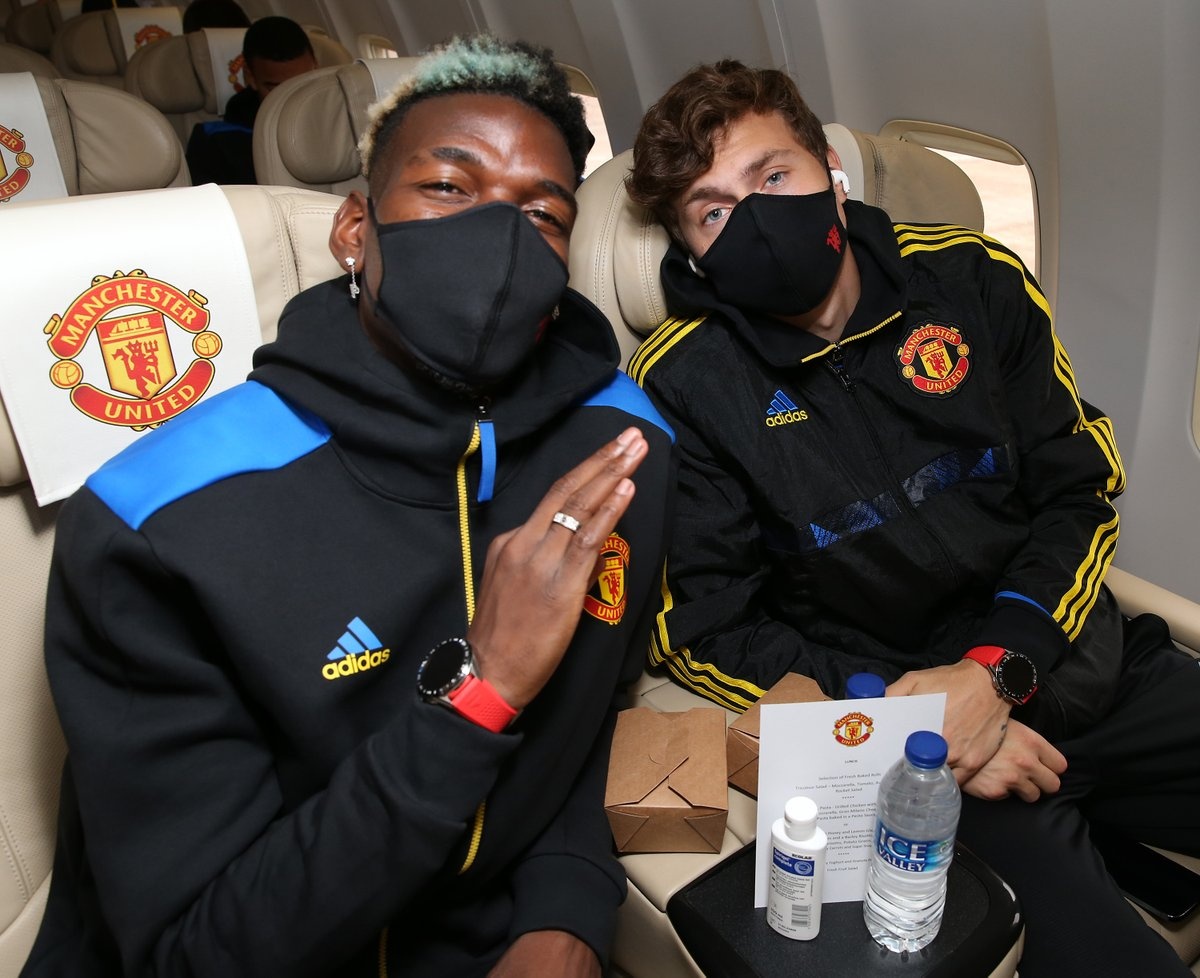 Man United den Thuy Si anh 5