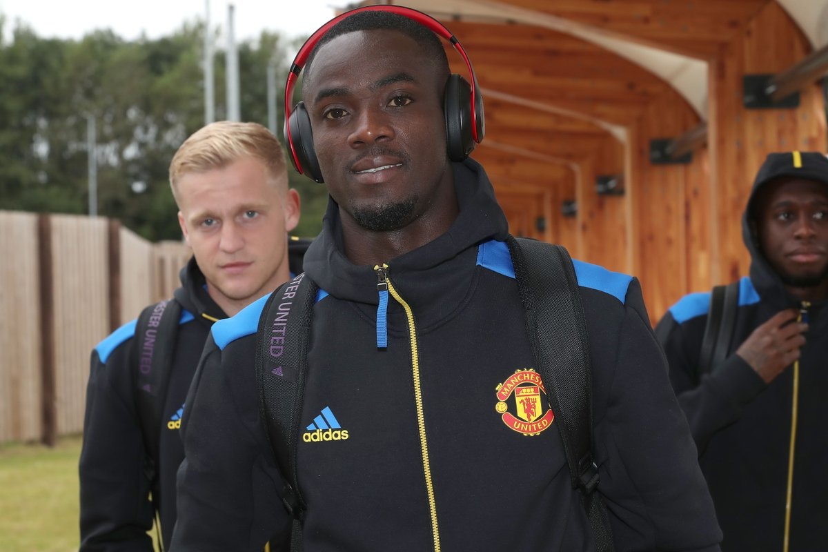 Man United den Thuy Si anh 11