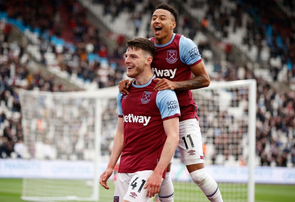 Lingard tro ve West Ham anh 2