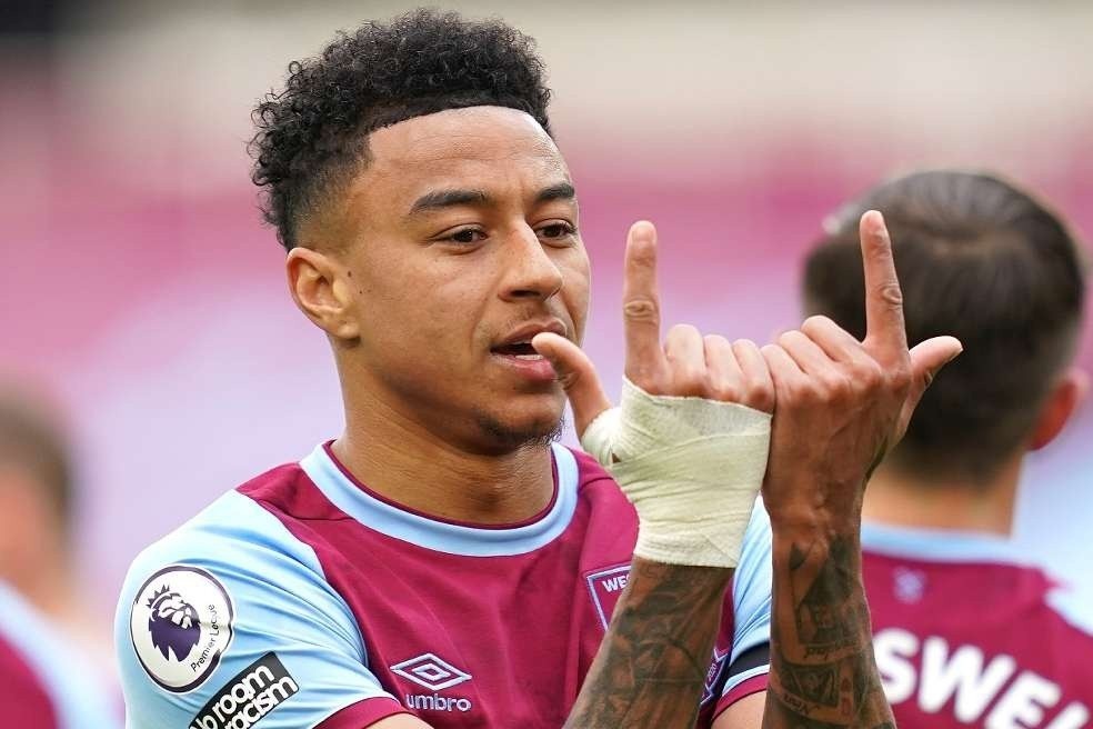 Ngay Lingard tro ve West Ham hinh anh