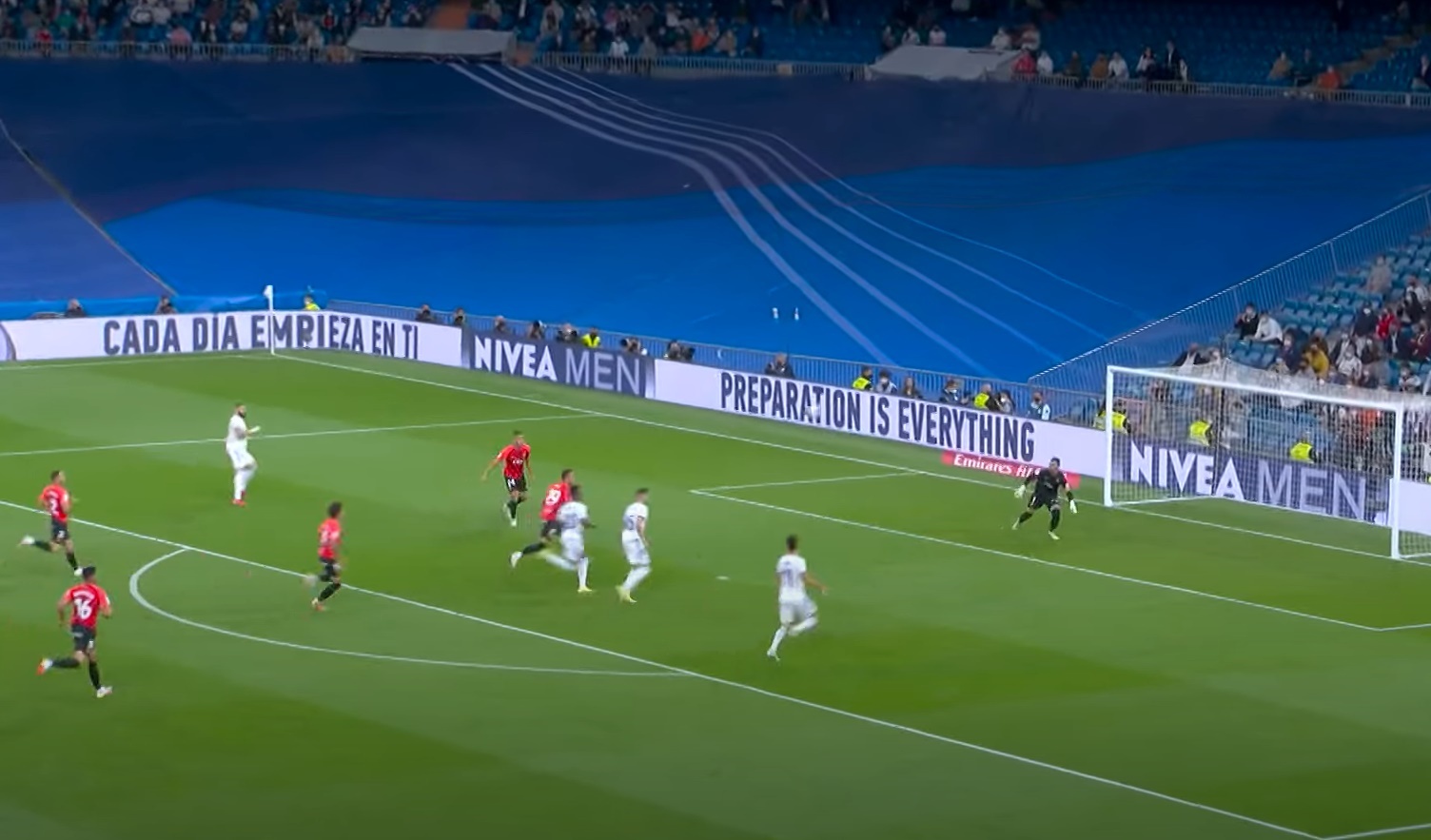 Phong do cua Benzema anh 4