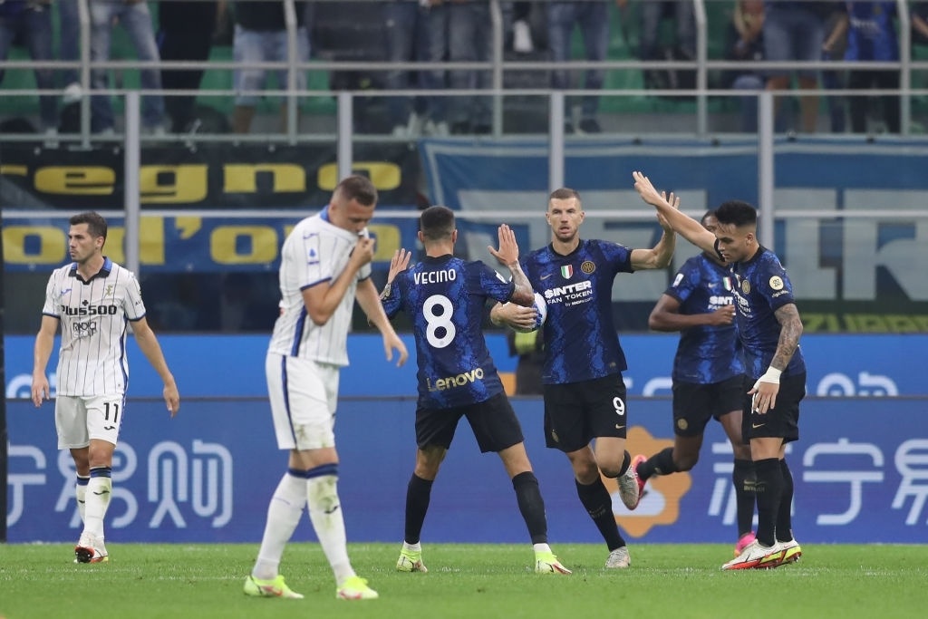 Inter Milan bo lo co hoi leo len ngoi dau bang anh 4