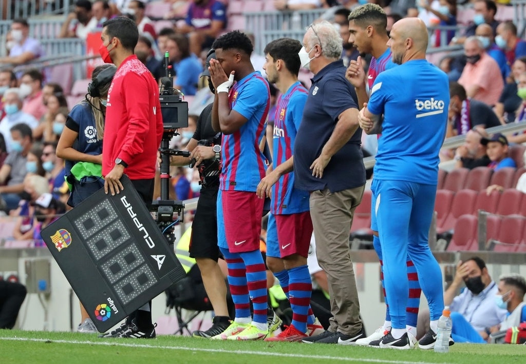 Ansu Fati tro lai anh 2