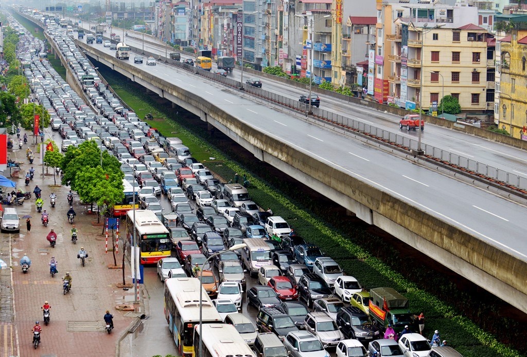 Chua chot thoi diem de xuat thu phi oto vao Ha Noi hinh anh