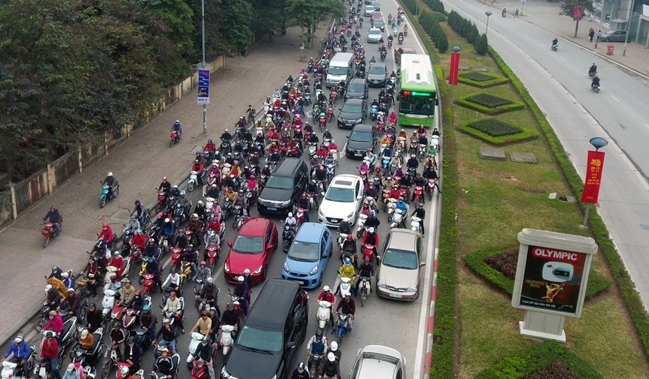 Ha Noi trinh de an 'siet' phuong tien ca nhan vao thang 7 hinh anh