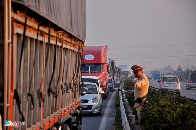 Tong cuc Duong bo de xuat gan 2.400 ty giam un tac nut giao Phap Van anh 1