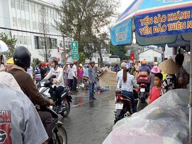 Xe khach Phuong Trang tong chet be gai 14 tuoi hinh anh