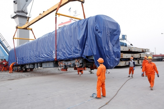 Hai dau tau tuyen Cat Linh - Ha Dong se ve Ha Noi vao 14/2 hinh anh