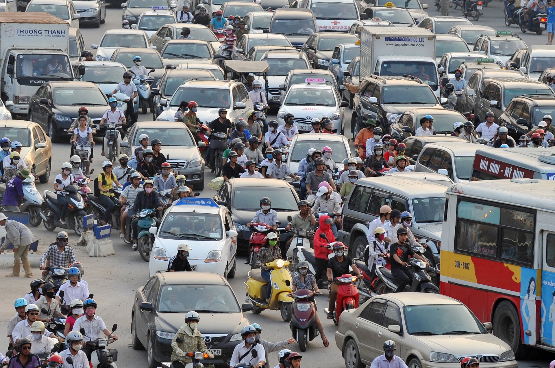 6 bai thi tranh giai 200.000 USD chong un tac Ha Noi hinh anh