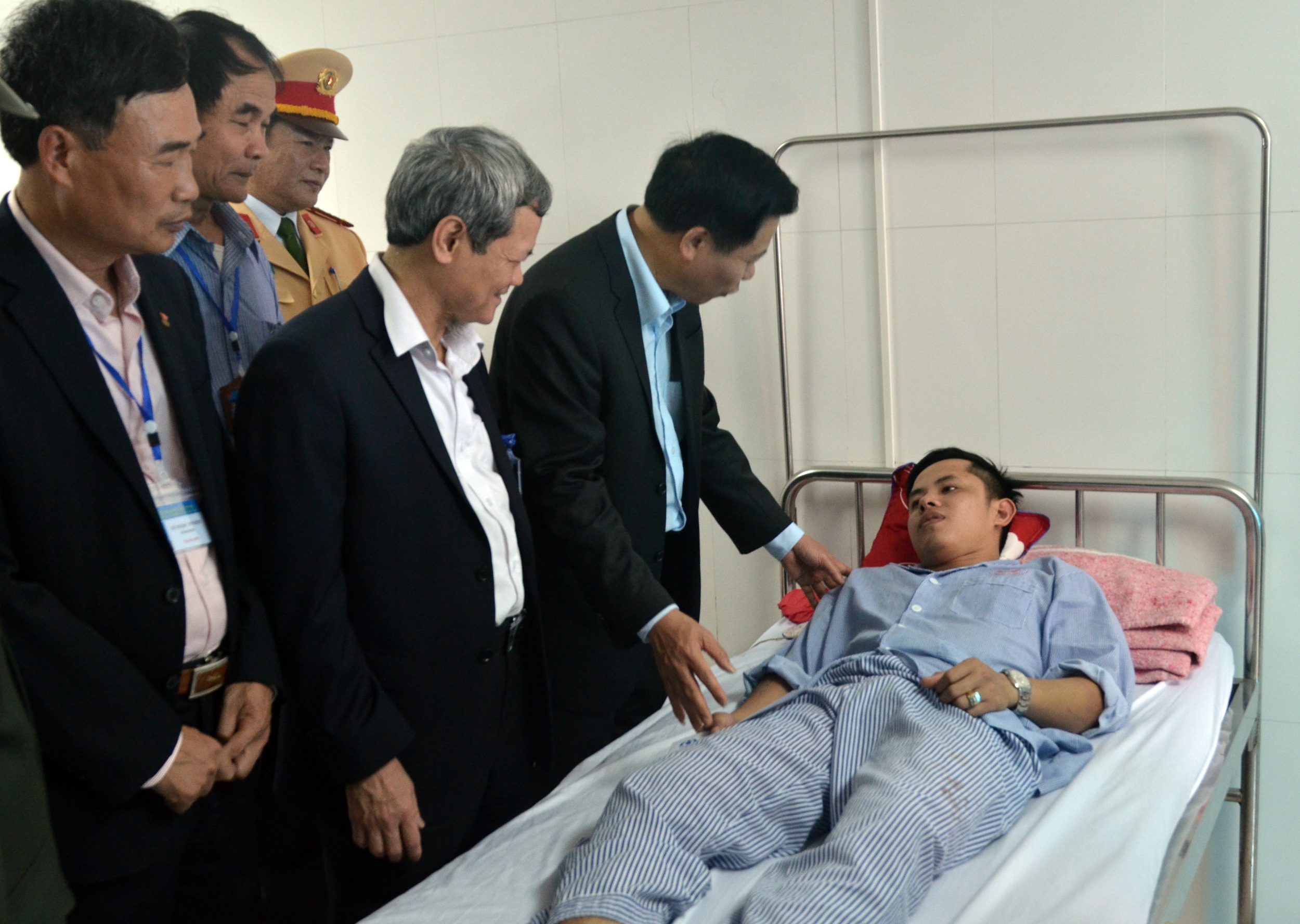 Bo Cong an vao cuoc dieu tra vu no xe o Bac Ninh anh 2