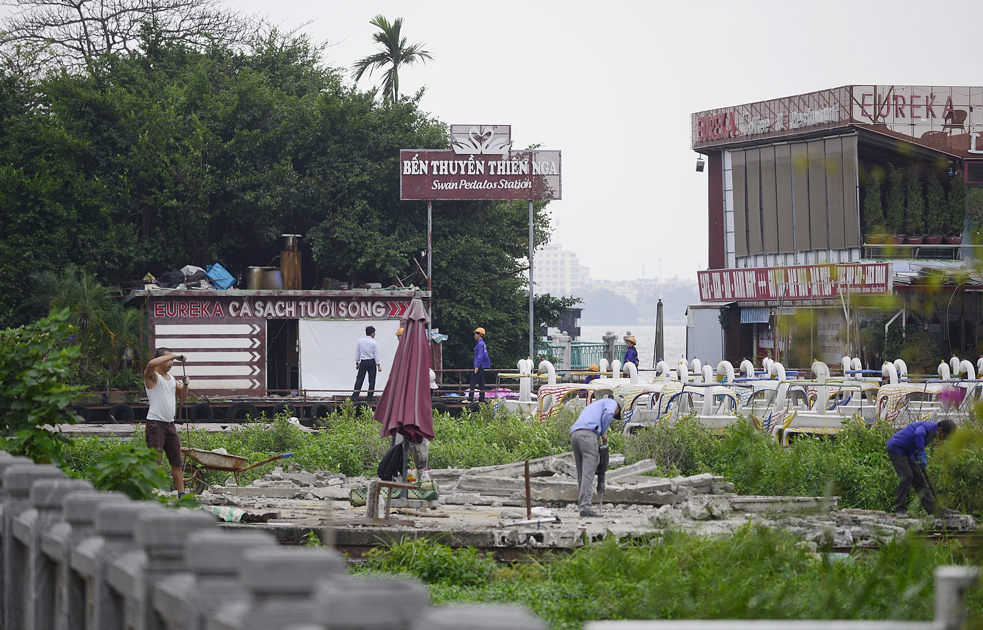 cuong che nha noi du thuyen ho Tay anh 9