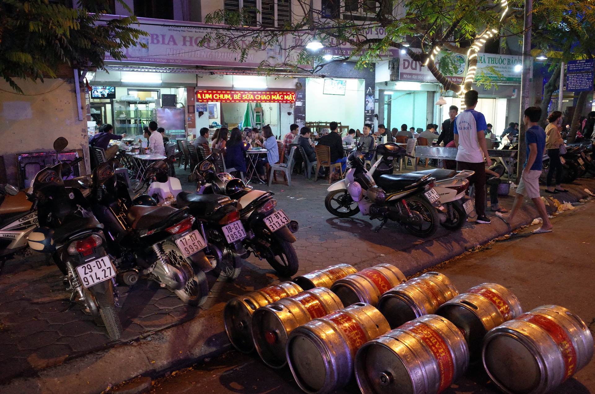 Chu tich phuong: Dung bat loi chinh quyen vi quan bia lan via he hinh anh