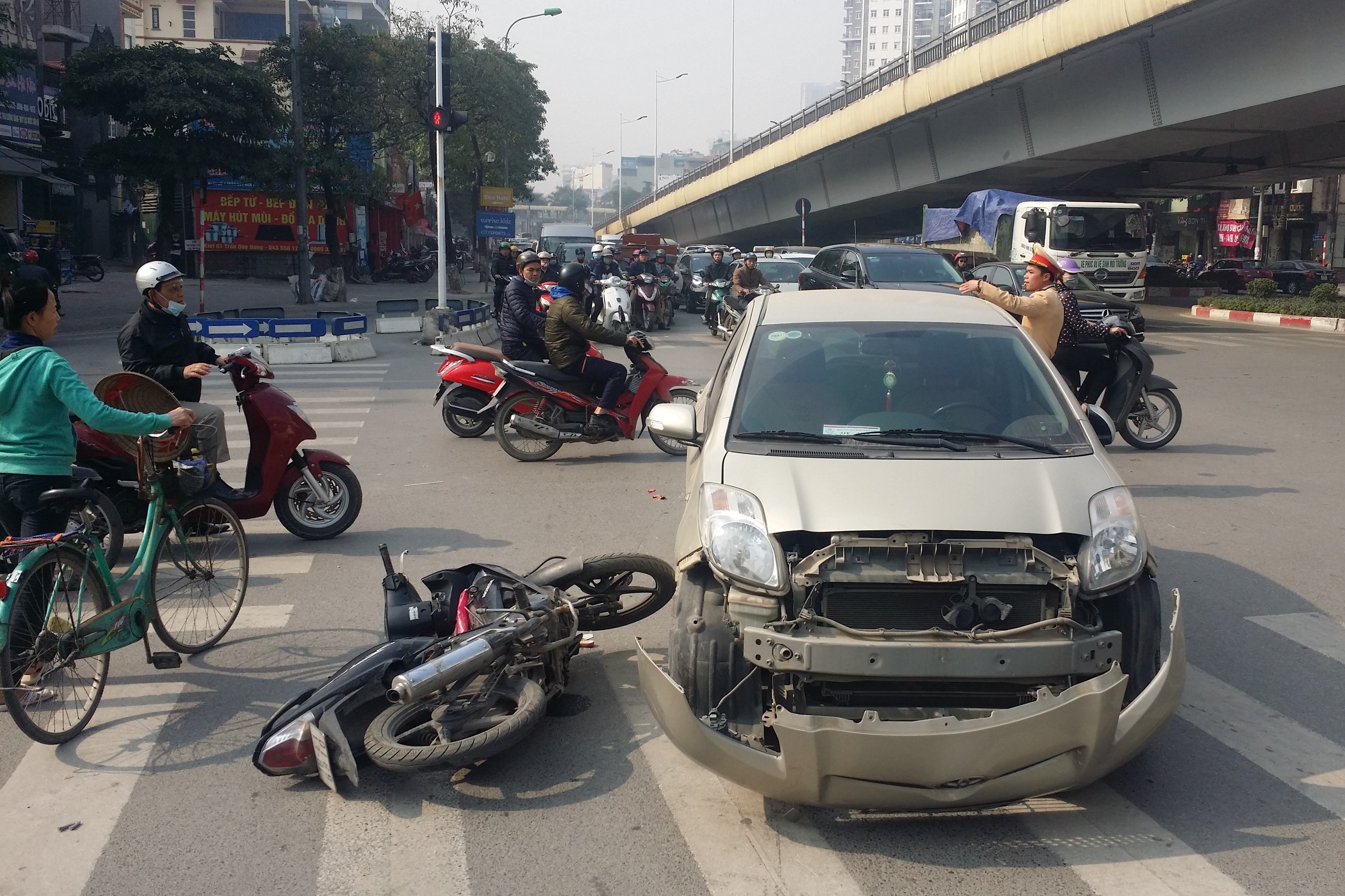 Xe vi phạm tốc độ ảnh 1 Xe vi pham toc do anh 1