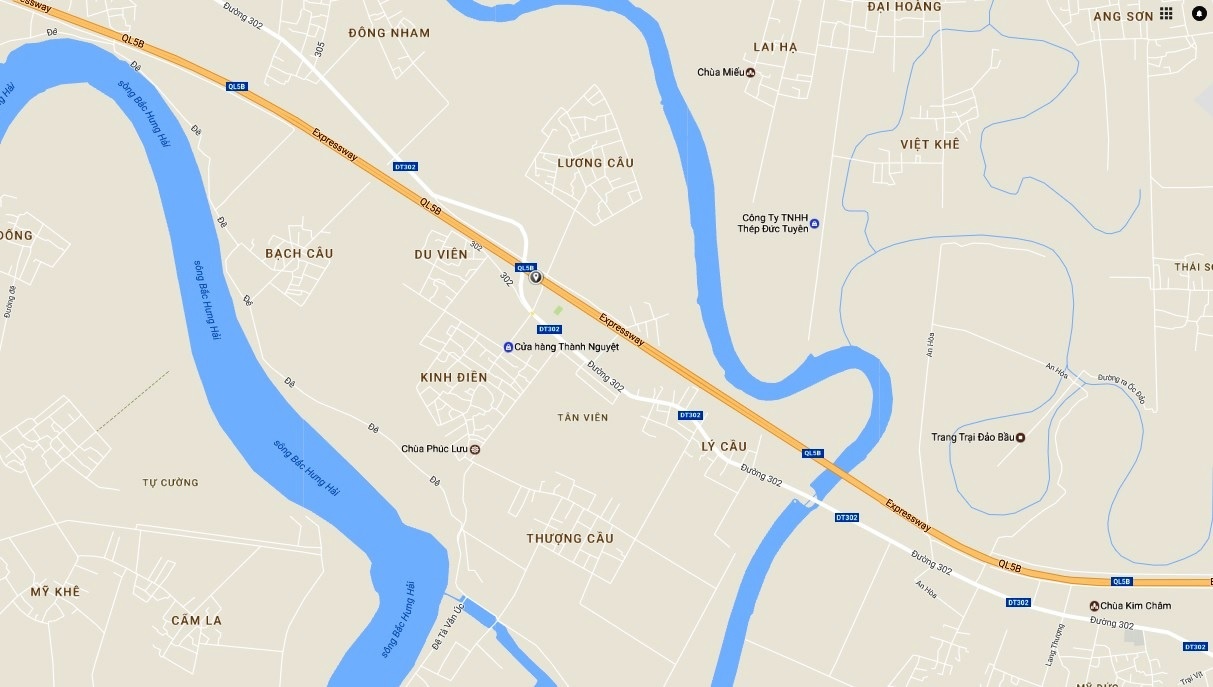 Xe tai boc chay tren cao toc anh 2