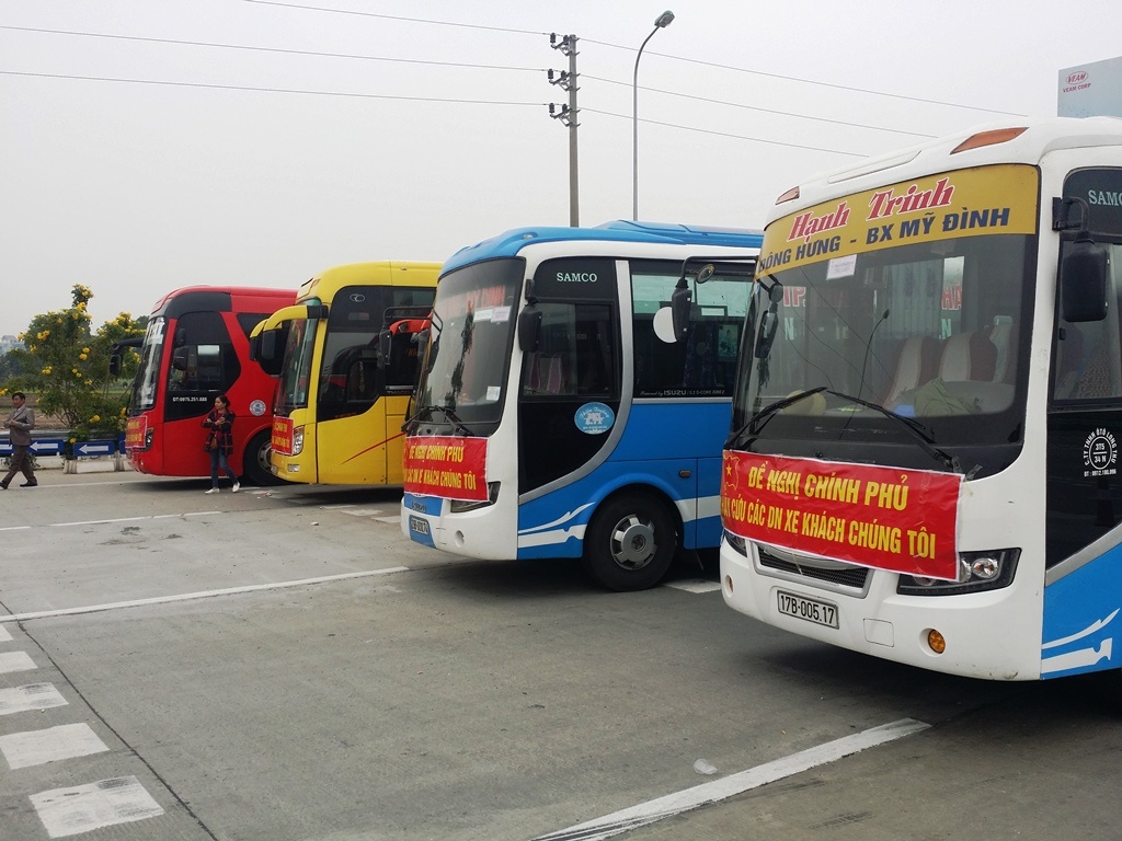 Pho thu tuong yeu cau chong loi ich nhom trong phan tuyen xe khach hinh anh