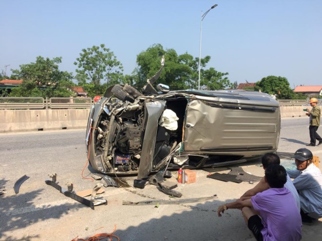 Gan 100 nguoi chet vi tai nan giao thong trong 4 ngay nghi le hinh anh