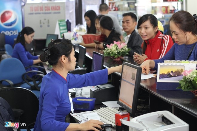 Ve tau gia 10.000 dong anh 1