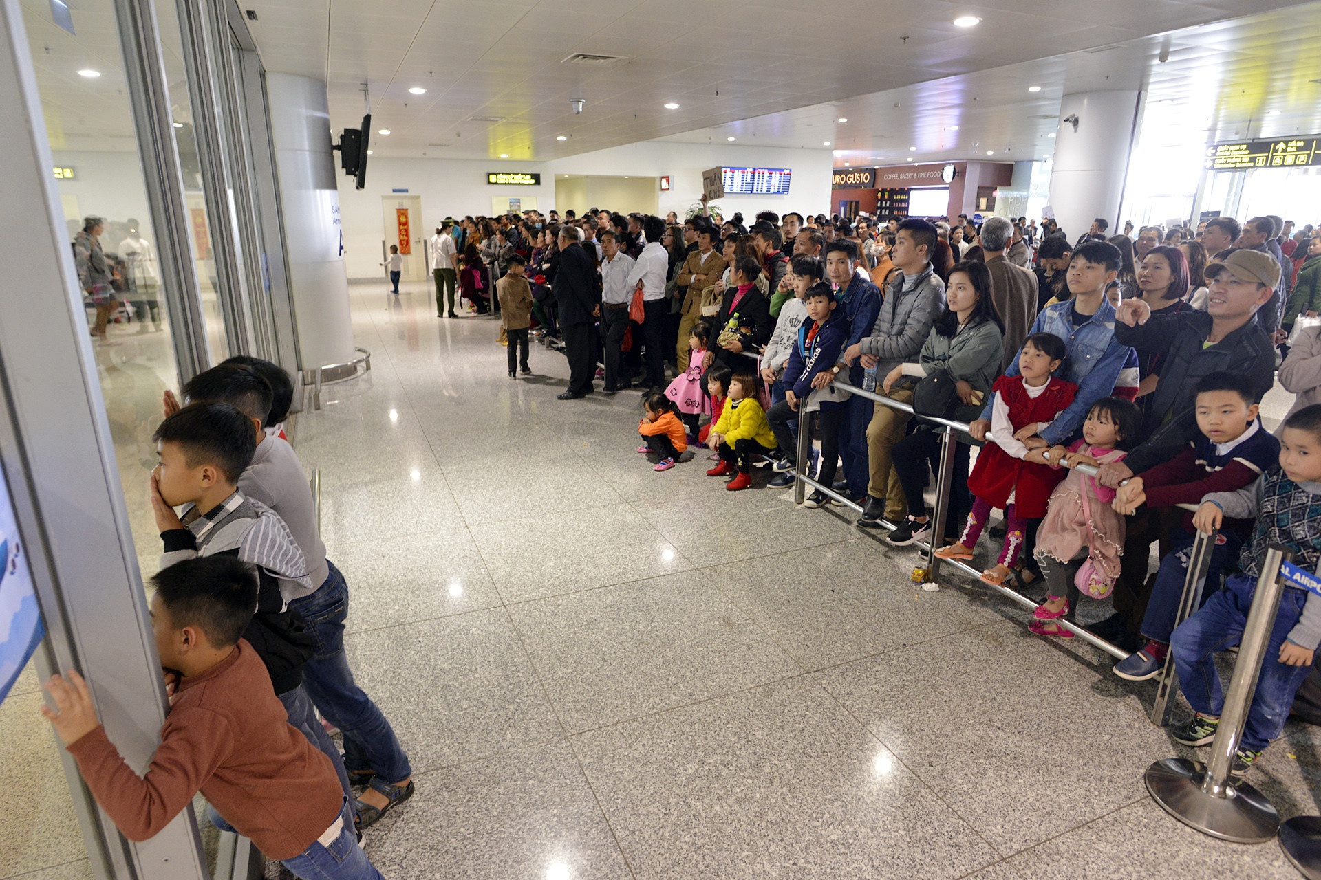 The an ninh cho ong Vu Huy Hoang anh 1