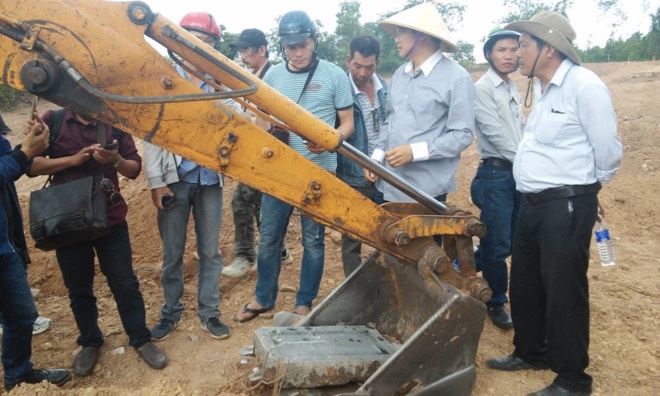 Vu san ui mo vo vua nha Nguyen: Khoi kien chu dau tu hinh anh