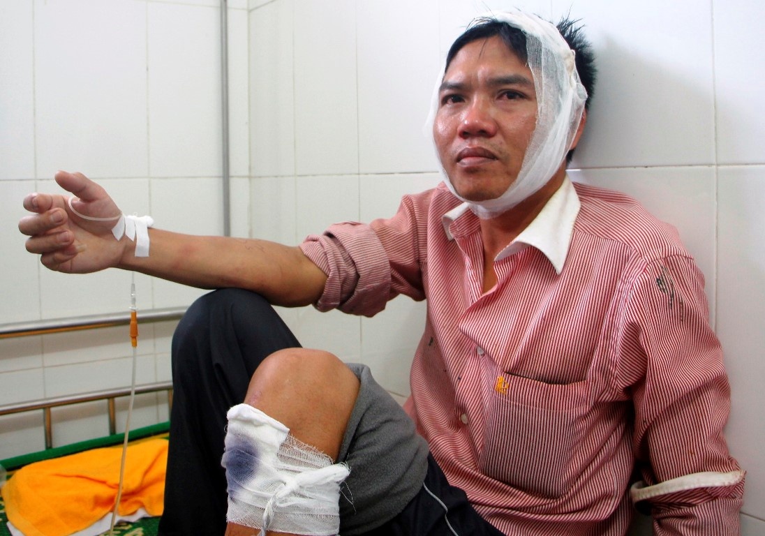 Thuyen vien tau bi bao danh chim: 'Toi da nghi den cai chet' hinh anh