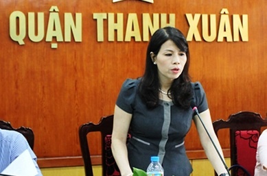 Pho chu tich quan Thanh Xuan: 'Toi bi nhan tin de doa' hinh anh