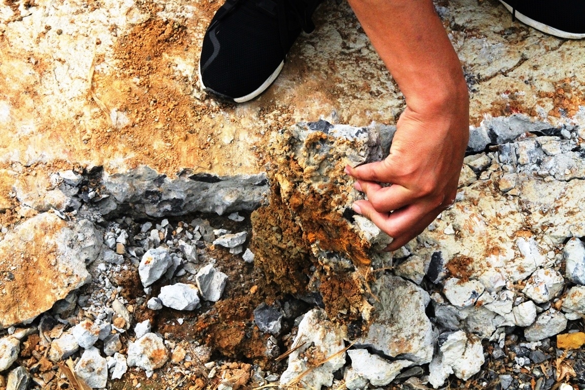 Duong chua xay xong da sup anh 6