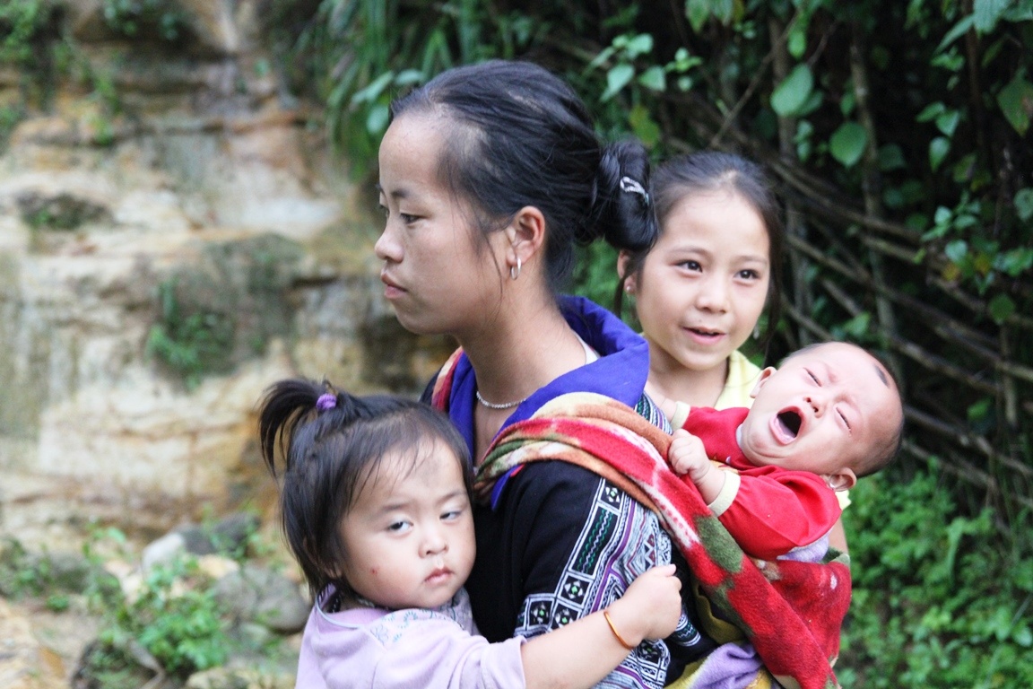 Cuoc song cua nhung nguoi Mong khong nha sau lu quet hinh anh