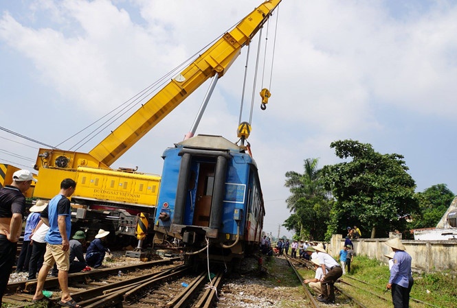 Dieu tra nguyen nhan tau lien tiep trat banh o Ha Noi hinh anh