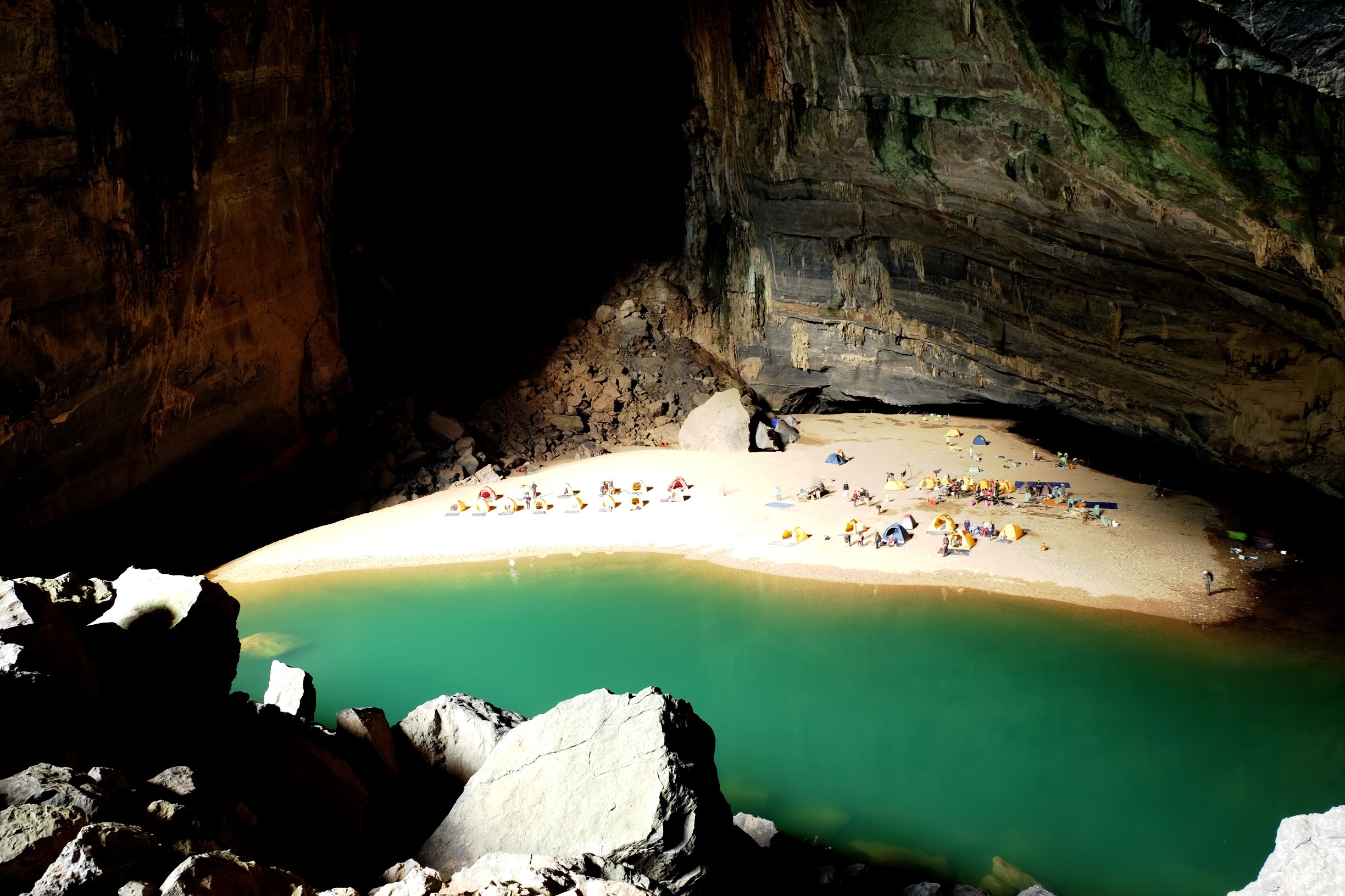 Cap treo vao Phong Nha - Ke Bang anh 1