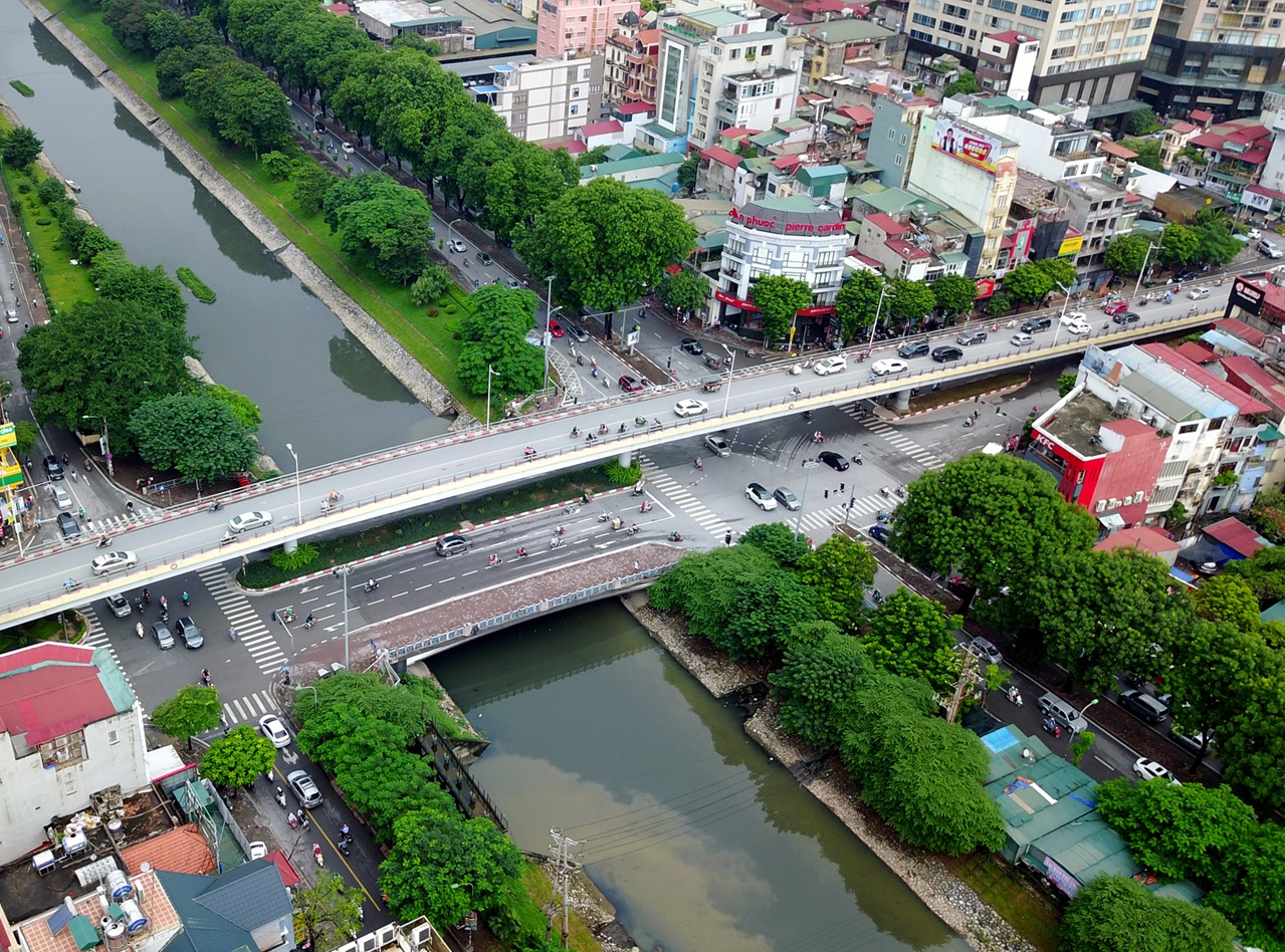 10 cau vuot nhe xoa diem den un tac giao thong thu do hinh anh